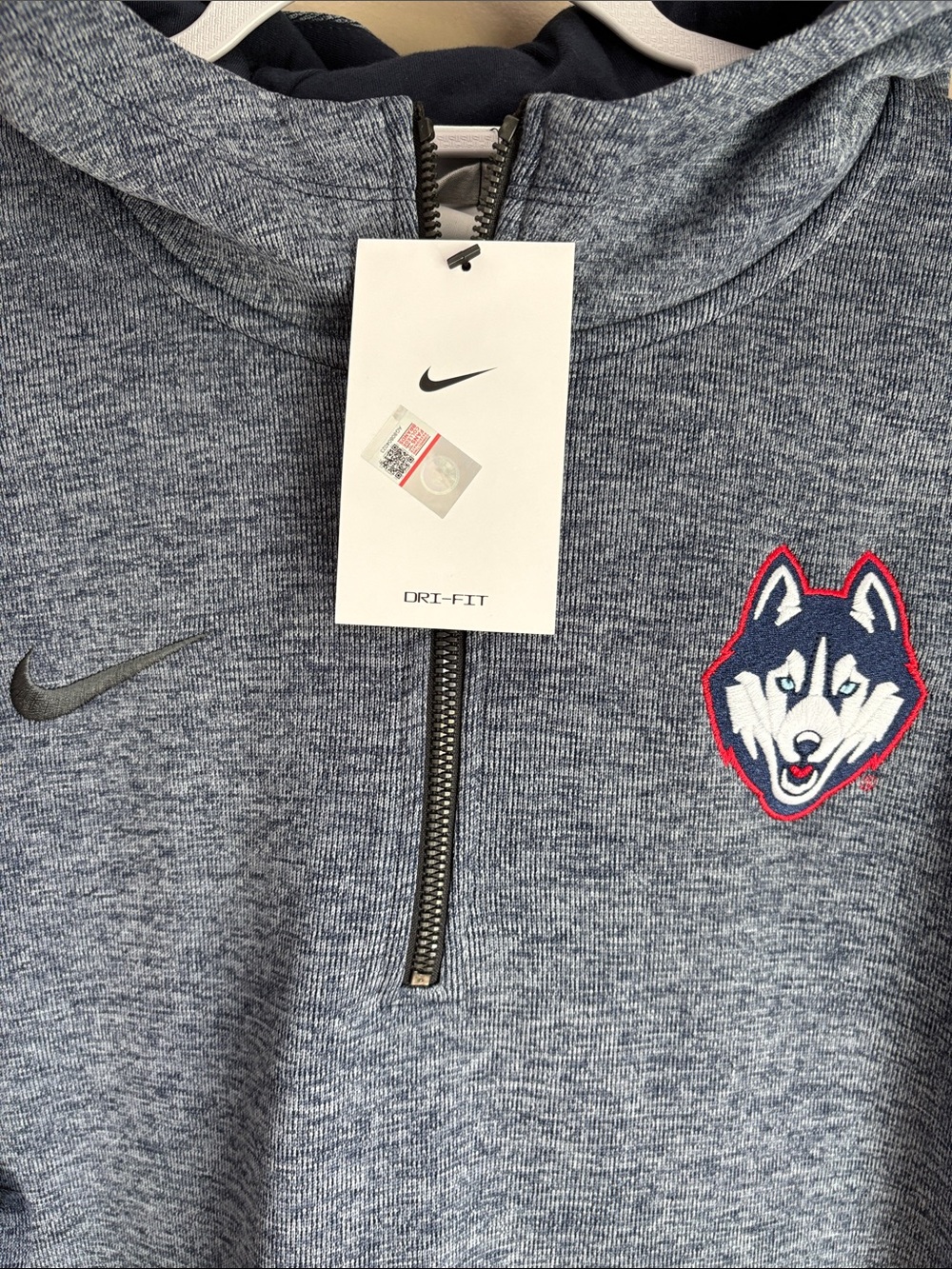 Nike Men's UCONN Quarter-Zip Hoodie with Huskies Emblem - Picture 3 of 5